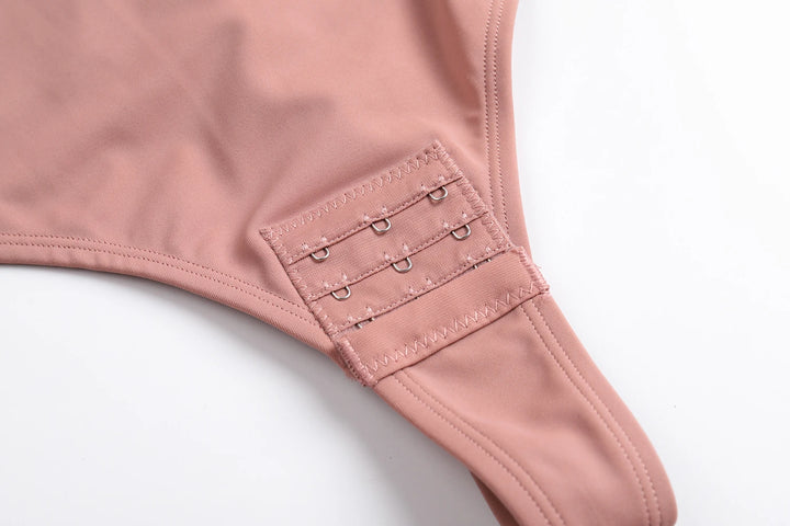 Unsichtbare Shapewear – nahtloser, formender Body