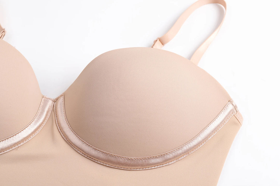 Unsichtbare Shapewear – nahtloser, formender Body