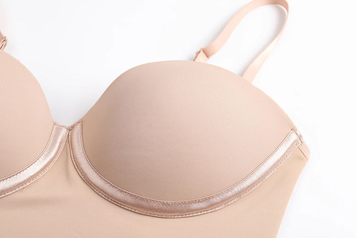 Unsichtbare Shapewear – nahtloser, formender Body